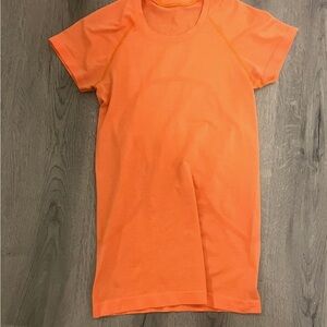 lululemon athletica Orange Short Sleeve Tee